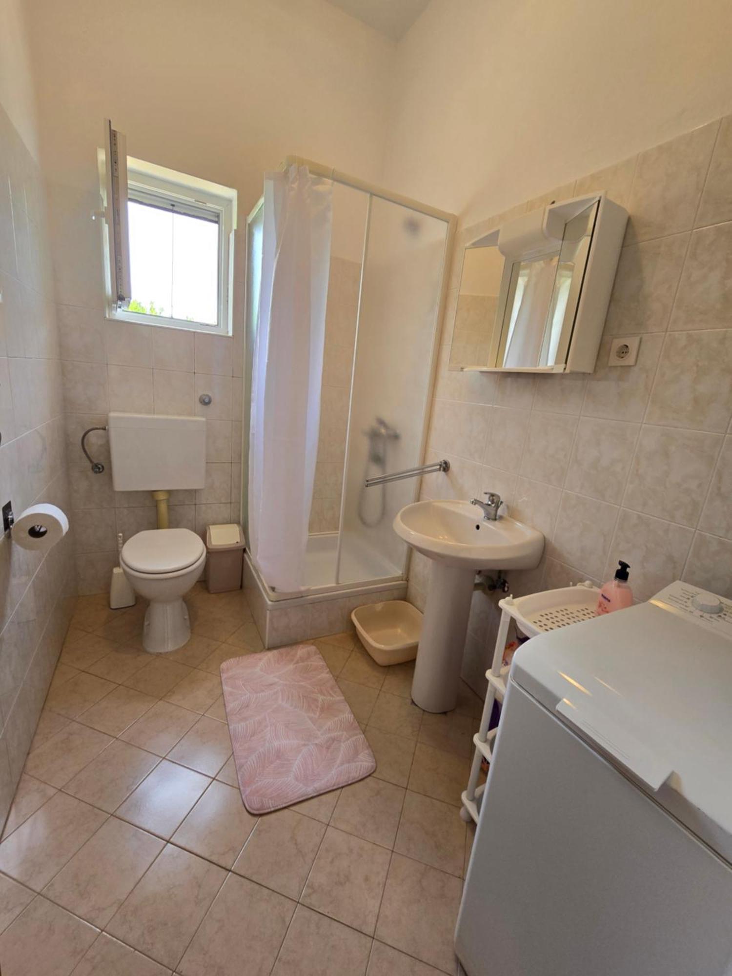 Apartman Nea Nin Bagian luar foto